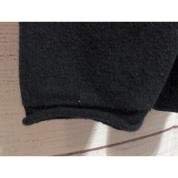 Vineyard Vines Sweater Black Merino Mock Turtleneck Split Back Size Large EUC - Picture 2 of 8